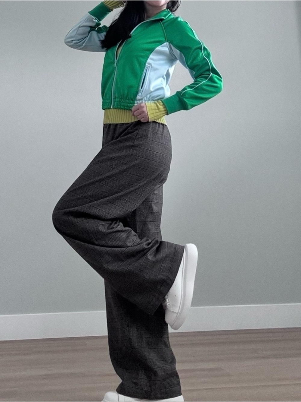 🍃BDG Urban Outfitters Cropped Retro Track Jacket - XS🍃